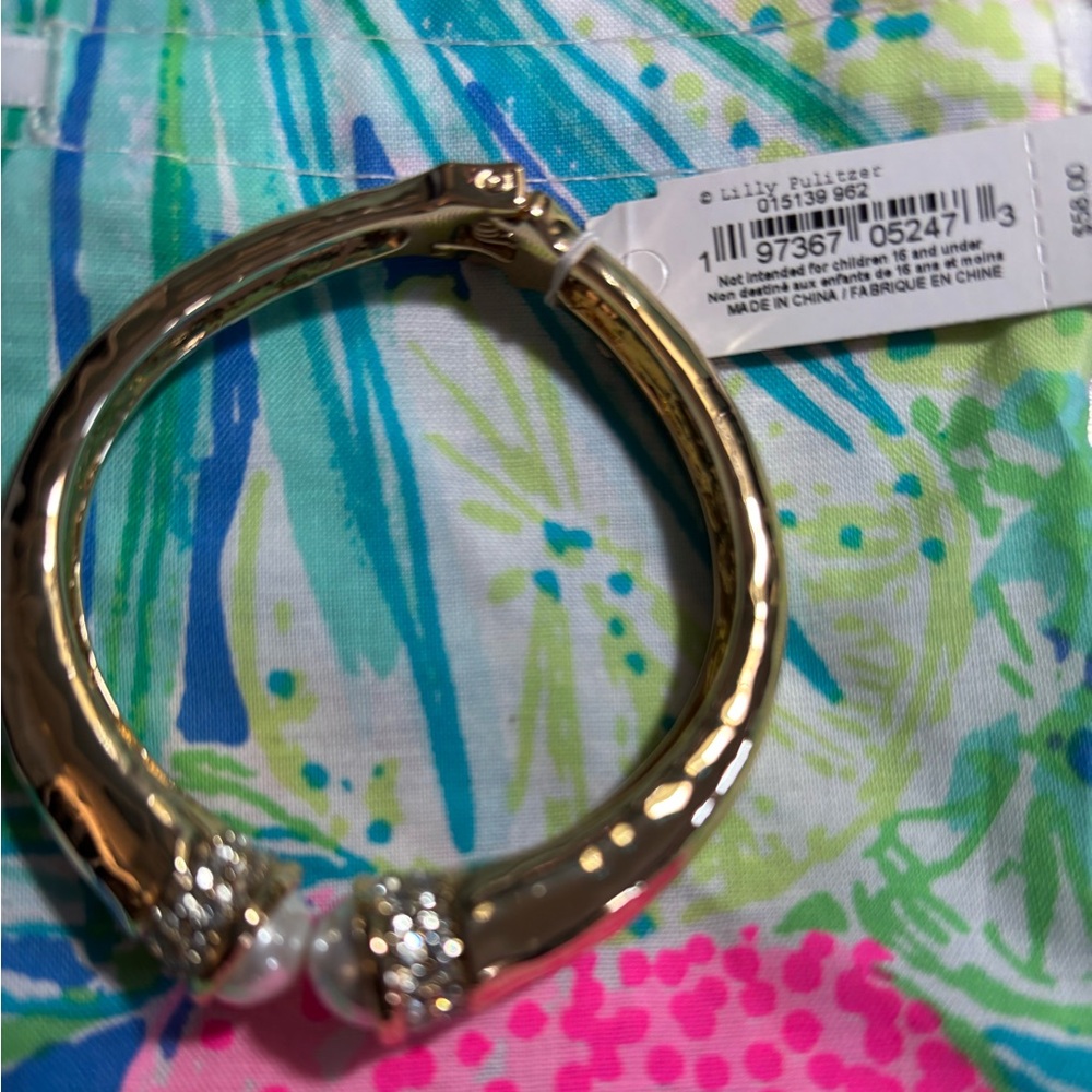 Lilly - Picture 8 of 9